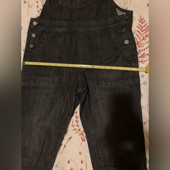 GAP faded black Denim overalls • size SMALL • 4/6 • EUC • - Picture 15 of 16